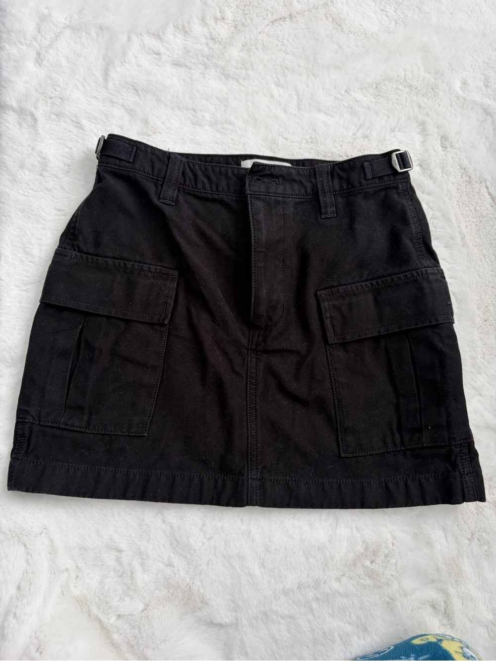 ARITZIA TNA Black Cargo Mini Skirt - Women